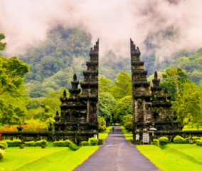 handara gate view of bali